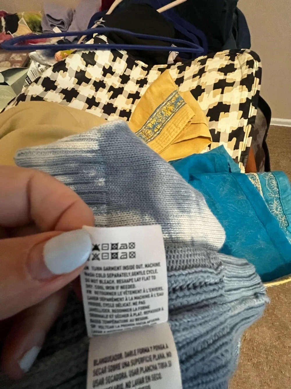 American Eagle Outfitters Navy and White Tie-Dye Scoop Neck Sweater - Picture 7 of 8